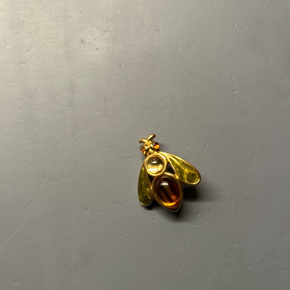 Vintage Monet signed Gold and Silver Bee Pin